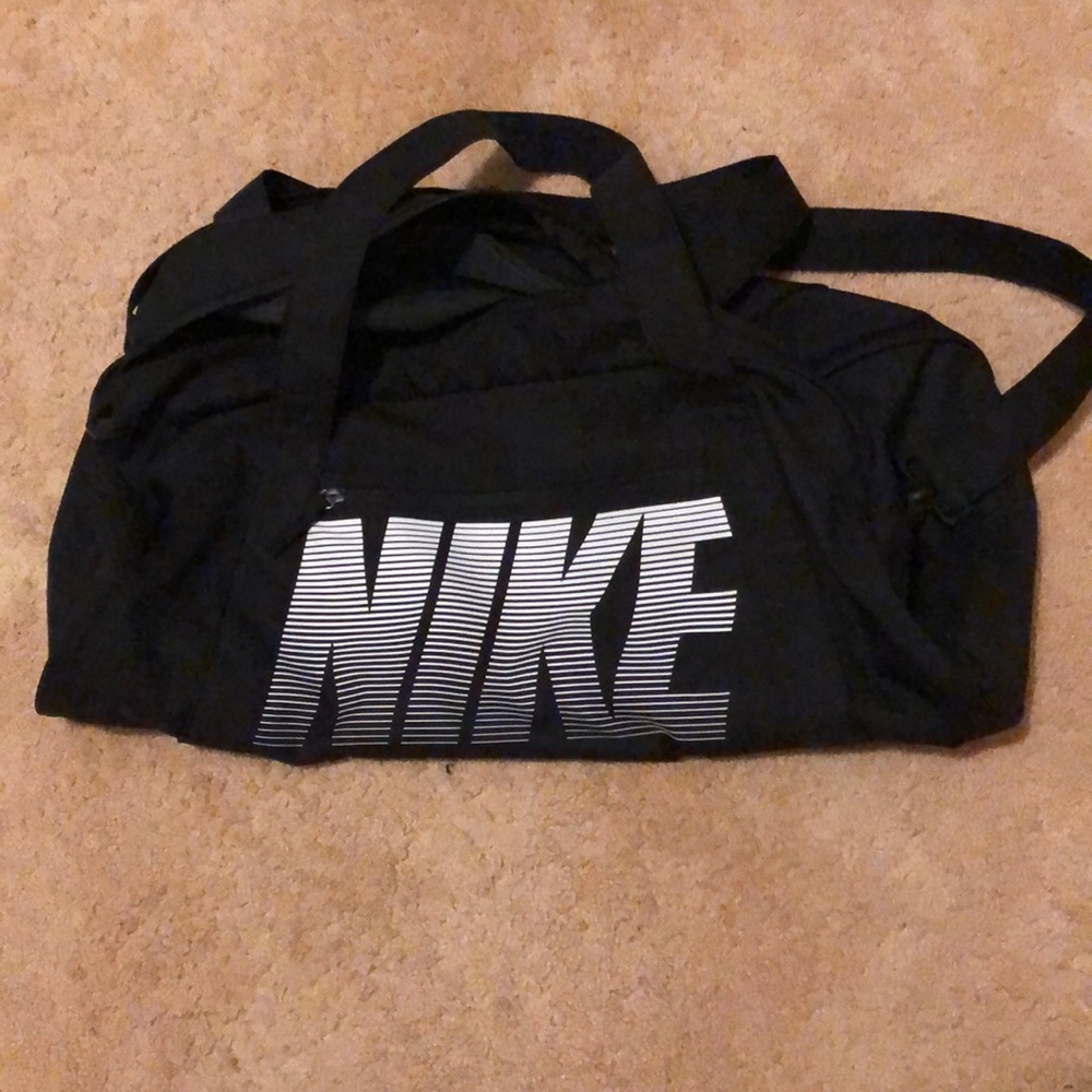 Nike duffel bag